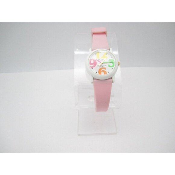 Women Quantum Quartz WR Analog 25mm Dial Causal Round Watch (F825) - Picture 5 of 10